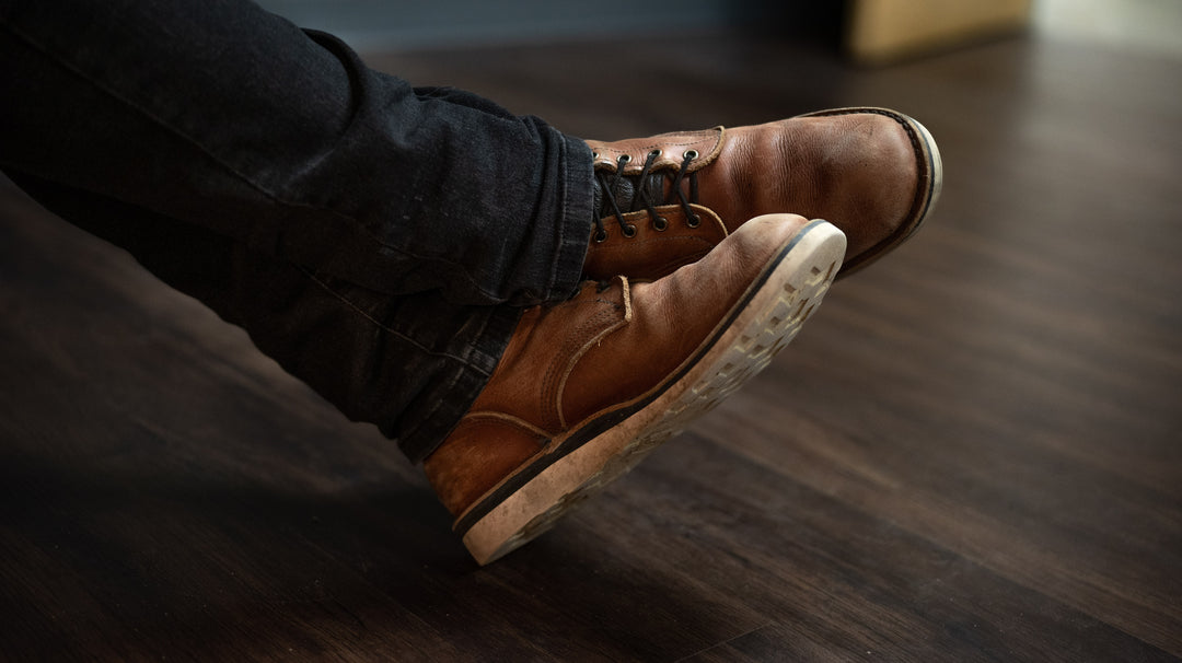 Can Work Boots Cause Knee or Back Pain?