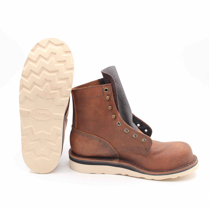 300 (Safety Toe) - 4.5/3E